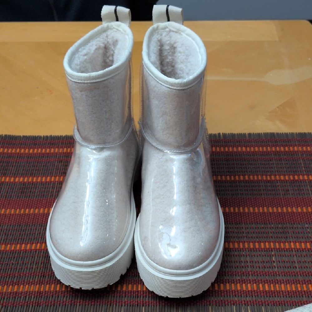 Steve Madden Darth Boucle Sherpa Off-white Boots